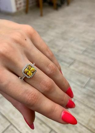 Шикарное женское серебряное кольцо с камнем цитрином цирконами красивое модное перстень2 фото