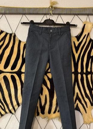 Школьні сірі брюки next 8 років