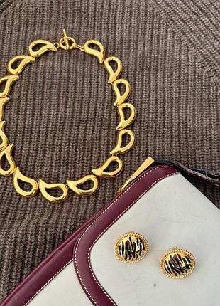 Вінтажні прикраси в наявності