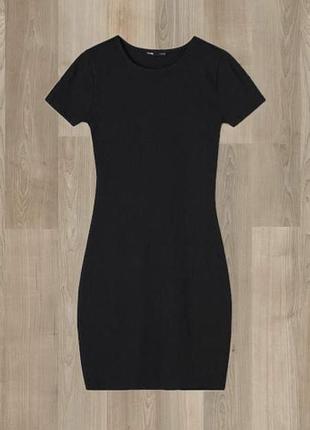 Чорна обтисла сукня з короткими рукавами sinsay