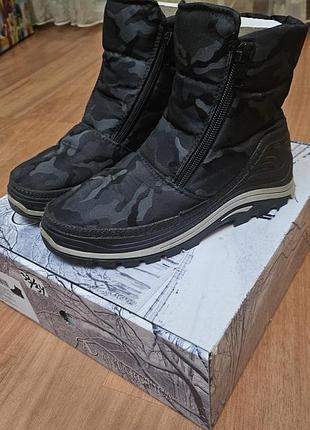 Зимові чоботи для хлопчика 33/34р.