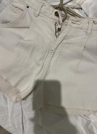 Шорти джинсові жіночі