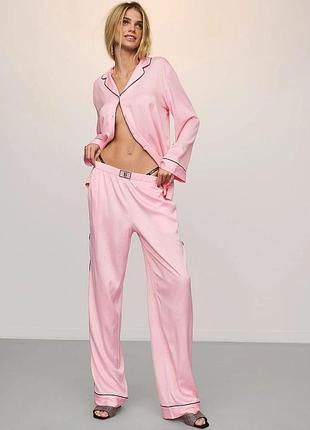 Идея подарка люксовая сатиновая пижама стразы l victoria's secret виктория сикрет оригинал