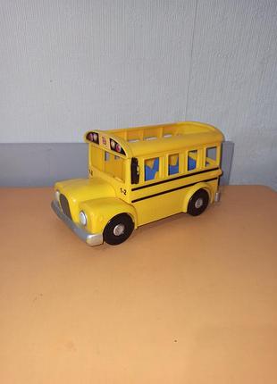 Шкільний автобус cocomelon feature vehicle