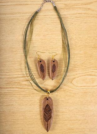 Комплект украшений из дерева с гравировкой "пира", ручная работа