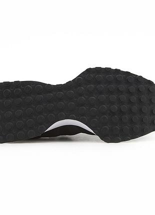 Balance 327 black white 3