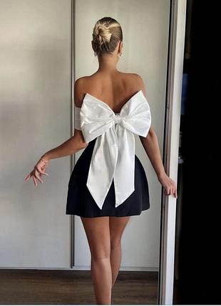 Ніжне плаття для важливої події.