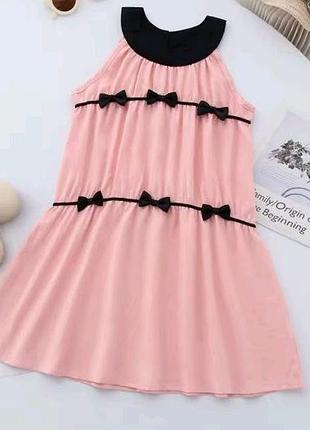 Рожева святкова сукня на 7 років.