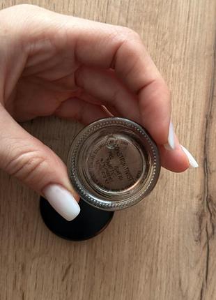 Кремові тіні від mac в ходовому відтінку , не сухі