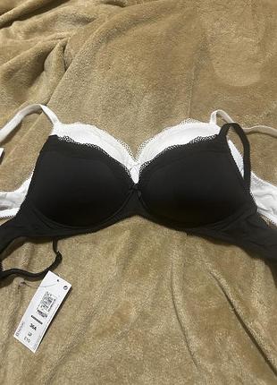 Бюстгалтер