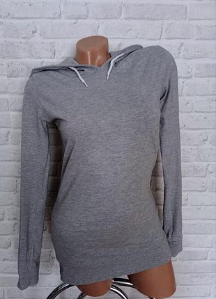 Сіра кофта з капюшоном