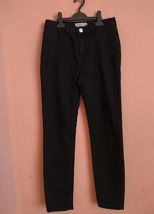 Женские джинсы