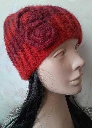 Красная шапочка из натуральной шерсти