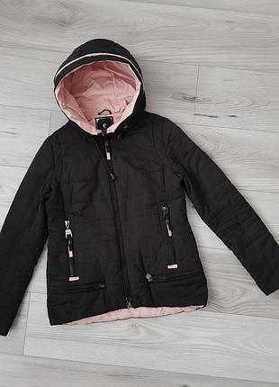 Демісезонна жіноча курточка