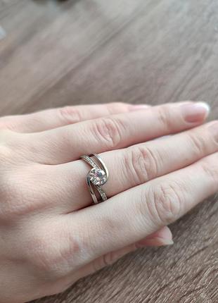 Срібні ювелірні прикраси. каблучка