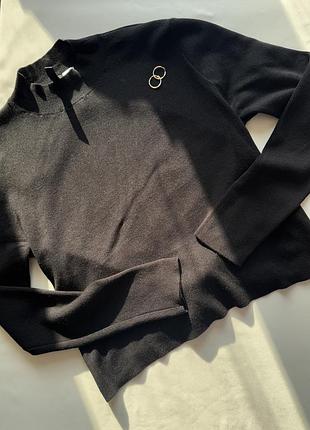 Кофта з відкритою спиною