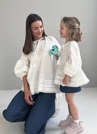 Детская хлопковая блузка с кружевом и пышными рукавами в стиле family look 110-146 128