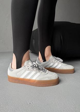 Жіночі кросівки adidas samba platform grey white адідас самба сірого з білим кольорів