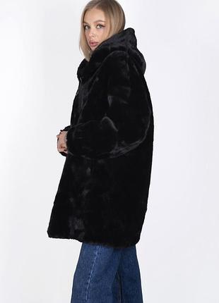 Красива тепла двохстороння куртка-шуба з капюшоном