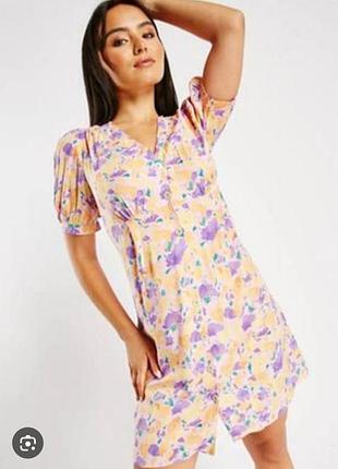 Нежное платье