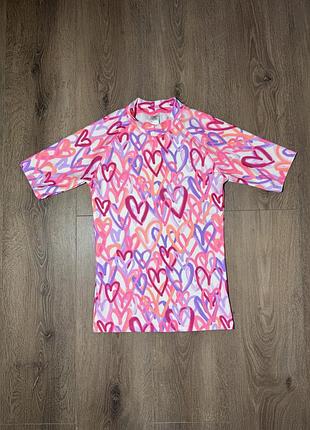 Розовый топ-рашгард с принтом в виде сердечек от next на 10-13 лет