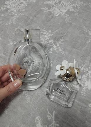 Флаконы от оригинального парфюма