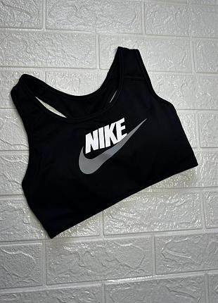 Nike топ топік