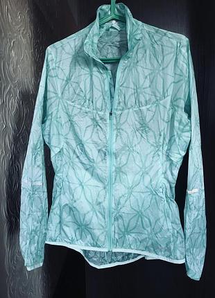 Вітровка для спорту