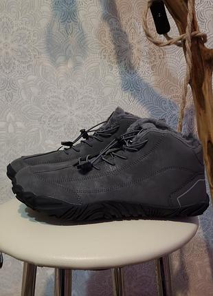 Серые зимние ботинки берфут