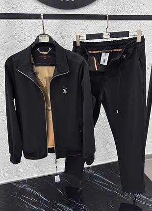 Чоловічий костюм louis vuitton
