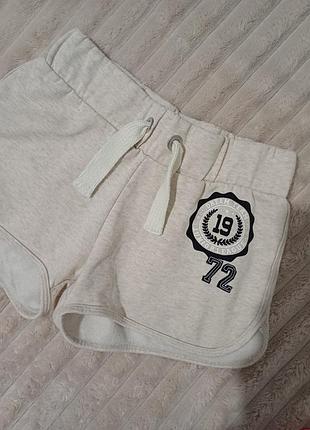 Шортики красивые