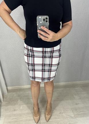 Стильна спідниця
