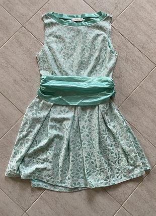 Лазурна ніжна жіноча сукня