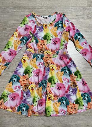 Дуже гарна яскрава сукня 7