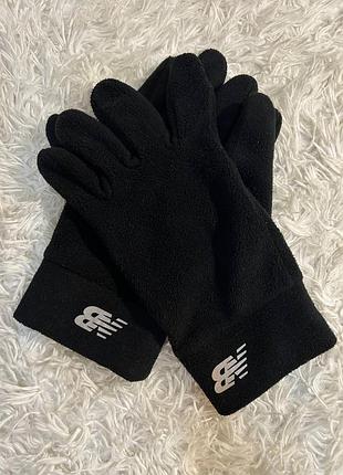 Чорні флісові рукавички new balance