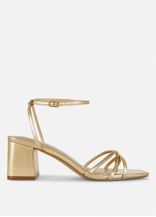 Босоніжки золоті primark розмір 39