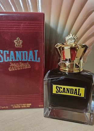 Мужской парфюм.