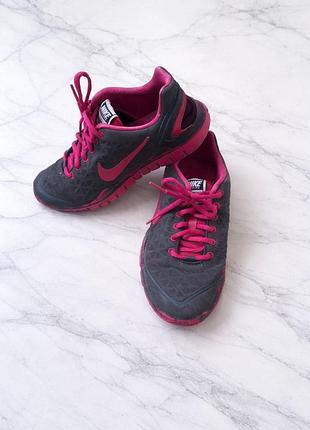 Женские кроссовки от nike, оригинал. р. 38. б.у.