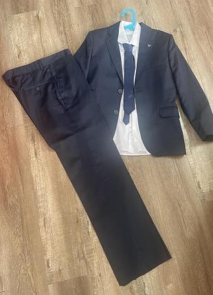 Костюм класичний armani