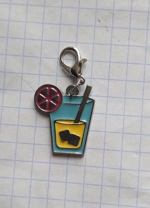 Брелок коктейль