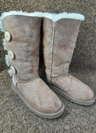 Уггі зимові на хутрі ugg australia 38 розмір.