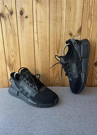 Чоловічі чорні кросівки кеди взуття adidas nmd boost