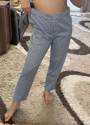 Класичні жіночі брюки