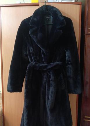 Продам шубу женскую из искусственного меха