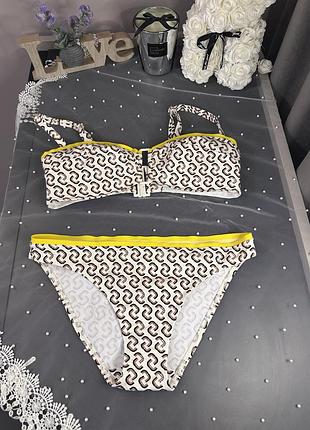 Стильний красивий купальник chantelle