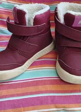 Продам бу детские зимние сапоги известного финского бренда reima. состояние 4+. модель унисекс, подойдет как для мальчика так и для девочки.