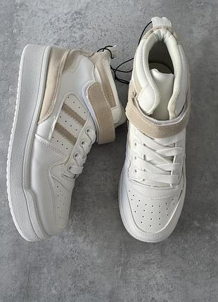 Кросівки високі