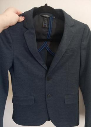 Дитячий піджак на хлопчика 10років