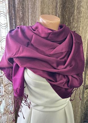 Шелковый пурпурный шарф-палантин от l.k. bennett