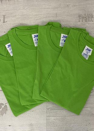Базова зелена салатова футболка jhk